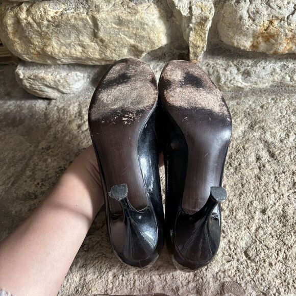 STUART WEITZMAN Black Patent Leather Peep Toe Ribbon Bow Pumps Heels 7.5 - Picture 6 of 8